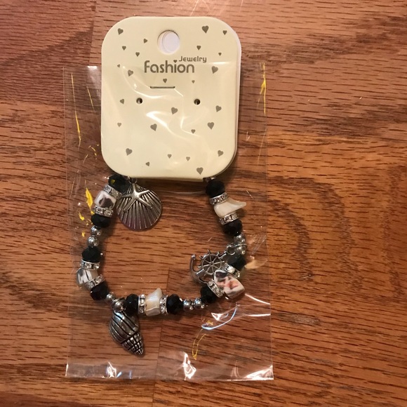 🏝NWT Summer Stretchy Seashell Bracelet (Black)🏝 - Picture 11 of 13